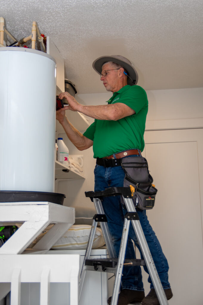 Steve Shelton inspecting home